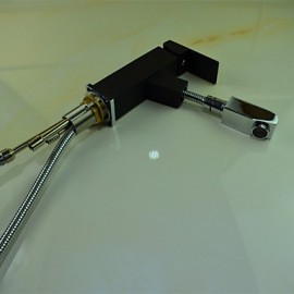 Art Deco / Retro Pullout Spray Brass Painting Bathroom Sink Faucet