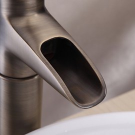 Centerset Antique Brass Finish Single Handle Ceramic Valve Bathroom Sink Faucet