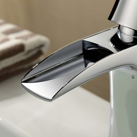 Centerset Solid Brass Chrome Finish Single Handle Bathroom Sink Faucet