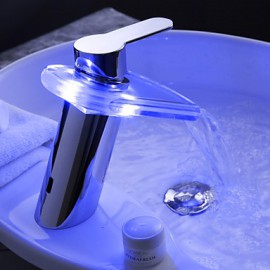 Centerset Single Handle One Hole in Chrome Bathroom Sink Tap