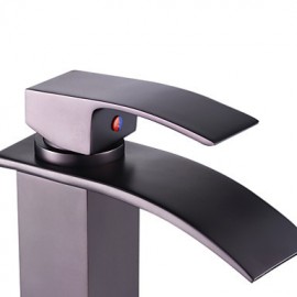 Centerset Single Handle One Hole in Painting Bathroom Sink Tap