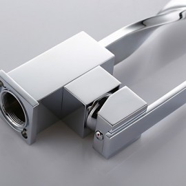 Contemporary Chrome Finish One Hole Single Handle Rotatable Kitchen Tap